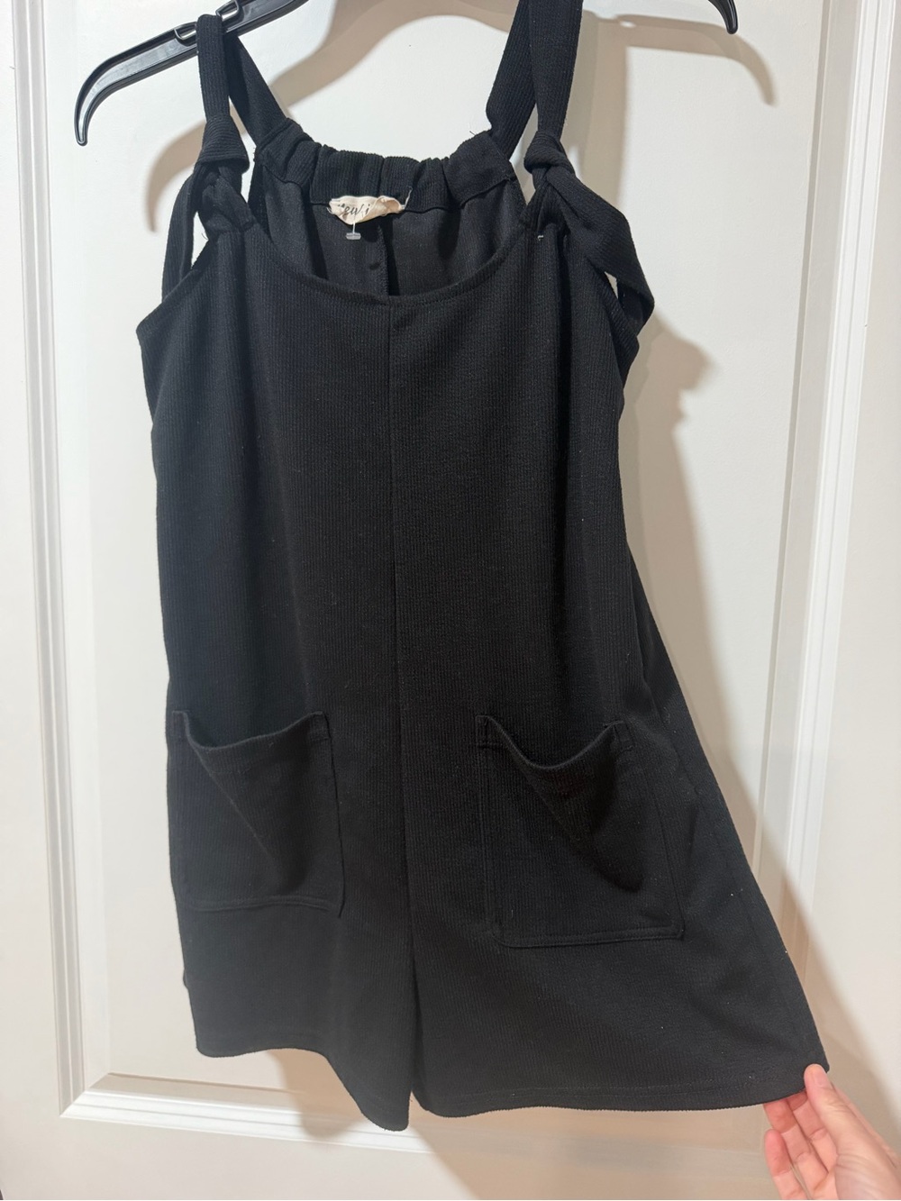 Black Sleeveless Pocket Romper Small